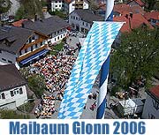 1.5.2006:  Maibaumaufstellen in Glonn
